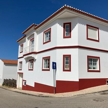 Guesthouse Releash אלג'זור מראה חיצוני תמונה